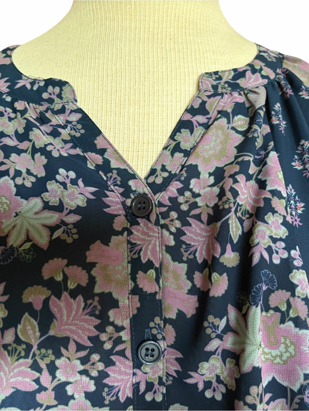 Coldwater Creek Navy Button-Front Floral Blouse with Pink Accents - Picture 2 of 6
